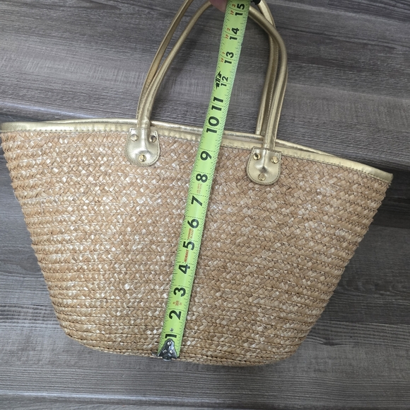 White stag woven straw tote bag with gold handles. In excellent condition. - Picture 5 of 8